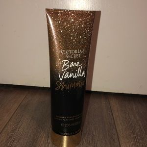 Victoria’s Secret shimmer lotion